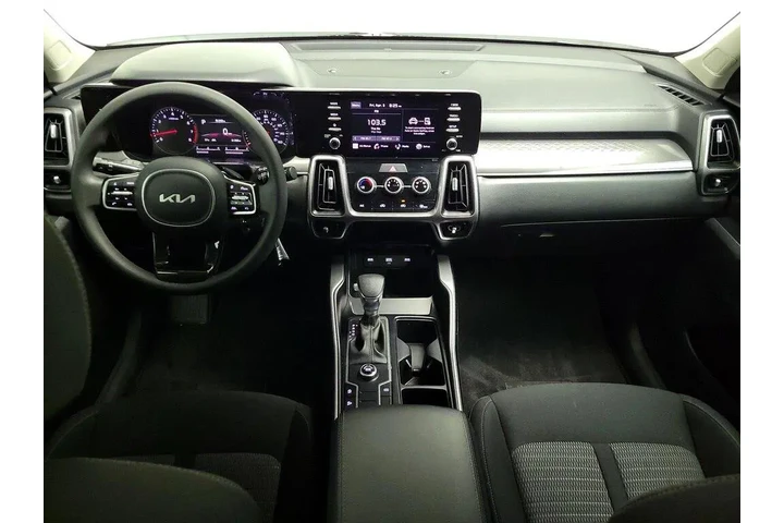 $23998 : Kia Sorento 2023 LX 4dr SUV image 9