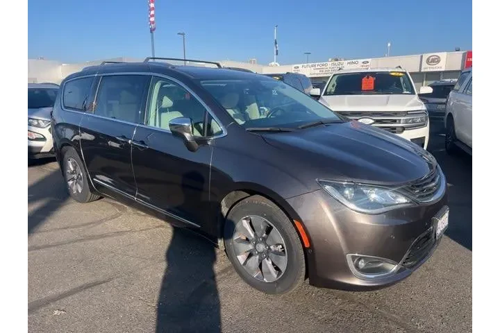 $23988 : Chrysler Pacifica Hybrid 201 image 3