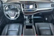 $24995 : Toyota Highlander 2019 AWD X thumbnail