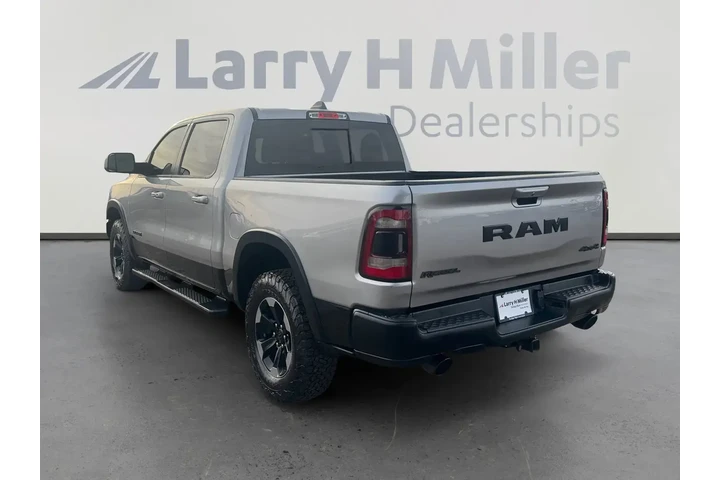 $33365 : Ram 1500 2020 4x4 Rebel 4dr image 3