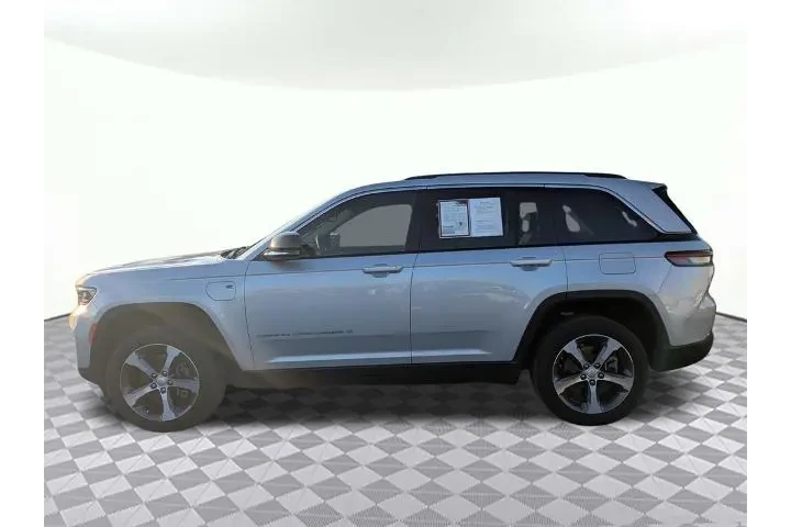 $26520 : Jeep Grand Cherokee 2023 4x4 image 6