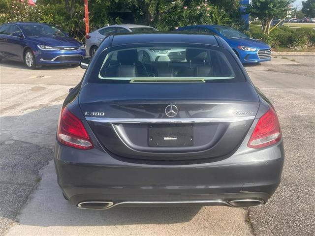 $17990 : 2016 MERCEDES-BENZ C-CLASS image 6