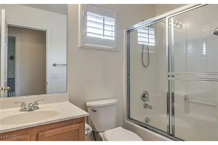 $1500 : HOUSE FOR RENT IN LAS VEGAS image 7