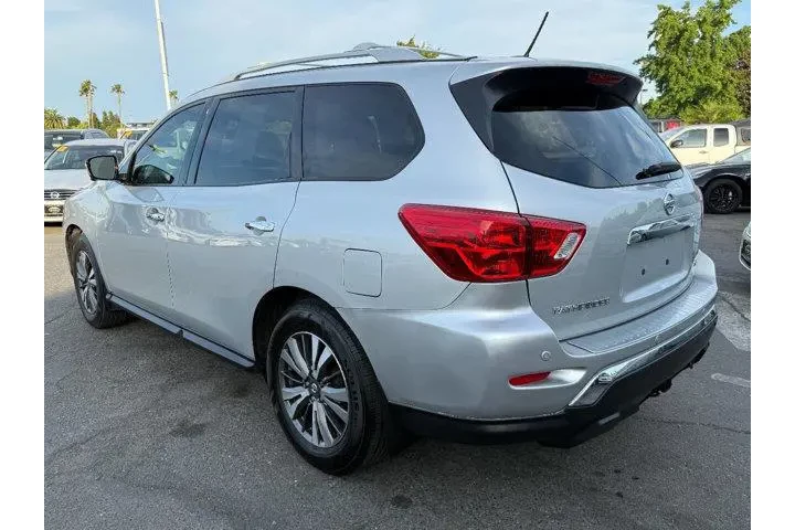 $16195 : Nissan Pathfinder 2017 S 4dr image 6