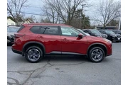 $22650 : Nissan Rogue 2025 SV 4dr Cro thumbnail