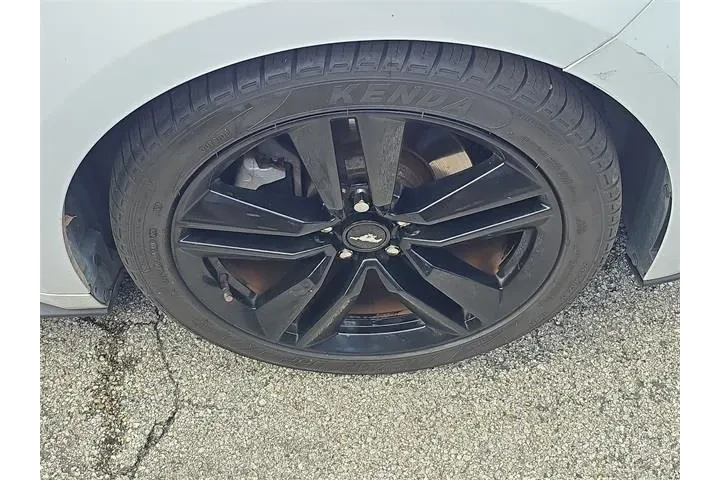 $11990 : Ford Mustang 2016 EcoBoost 2 image 8