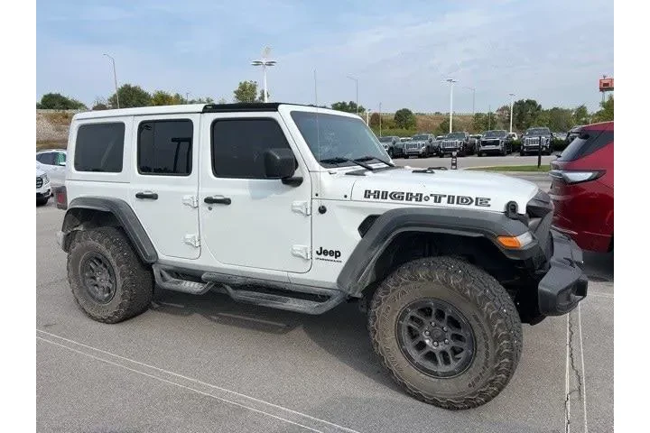 $35879 : Jeep Wrangler 2023 4x4 Sport image 2