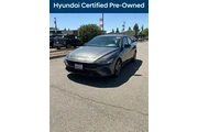 Hyundai ELANTRA Hybrid 2025