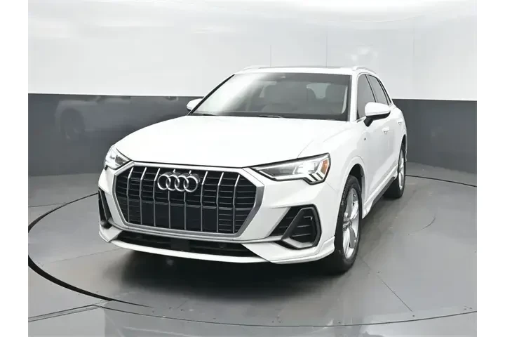 $21069 : Audi Q3 2019 AWD quattro S l image 1