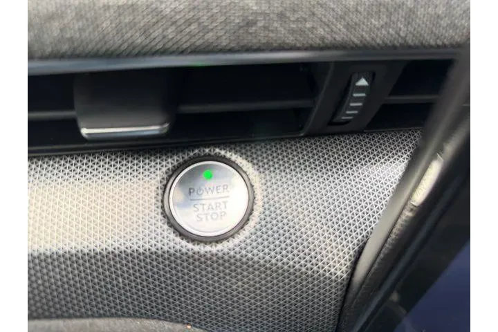 $35992 : Ford Mustang Mach-E 2023 AWD image 9