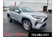 Toyota RAV4 2022 AWD XLE 4dr en Trenton