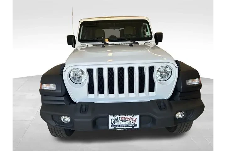 $29583 : Jeep Wrangler Unlimited 2021 image 3