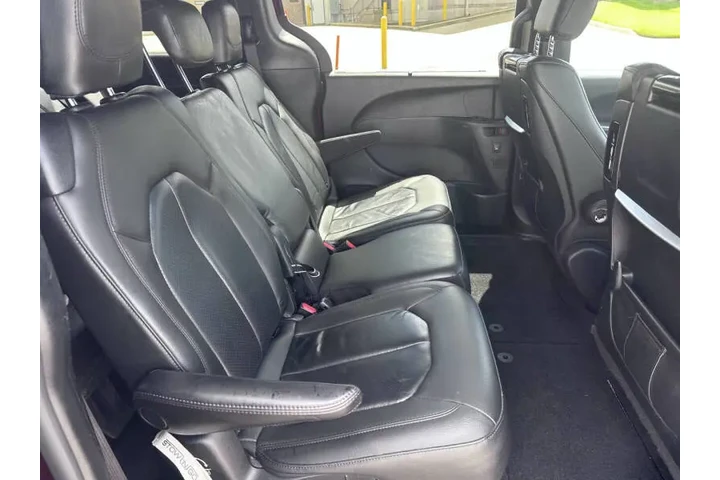 $12900 : 2020 Pacifica Touring L Plus image 7