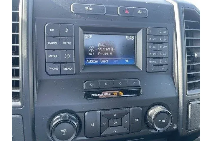 $16992 : Ford F-150 2016 4x2 XL 2dr R image 9