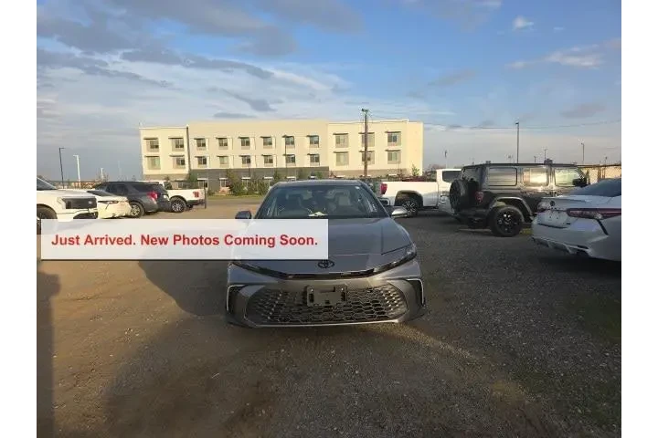 $38900 : Toyota Camry 2026 SE 4dr Sed image 2