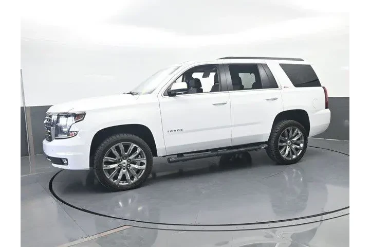 $26991 : Chevrolet Tahoe 2020 4x4 LT image 2