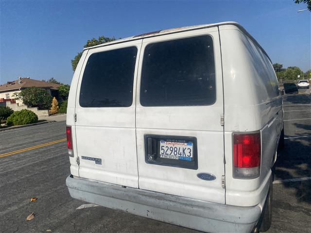 $4900 : 1998 ford econoline E150 image 3