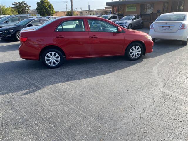 $10999 : 2010 Corolla LE image 4