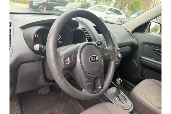 $5485 : Kia Soul 2013 4dr Crossover image 9