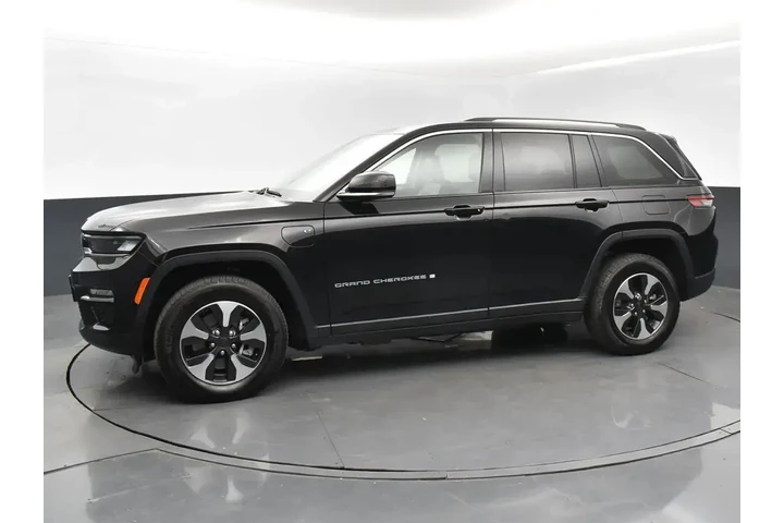 $26999 : Jeep Grand Cherokee 2023 4x4 image 1