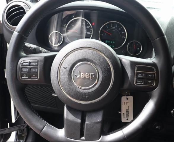 $17900 : Jeep Wrangler Unlimited Sport image 2