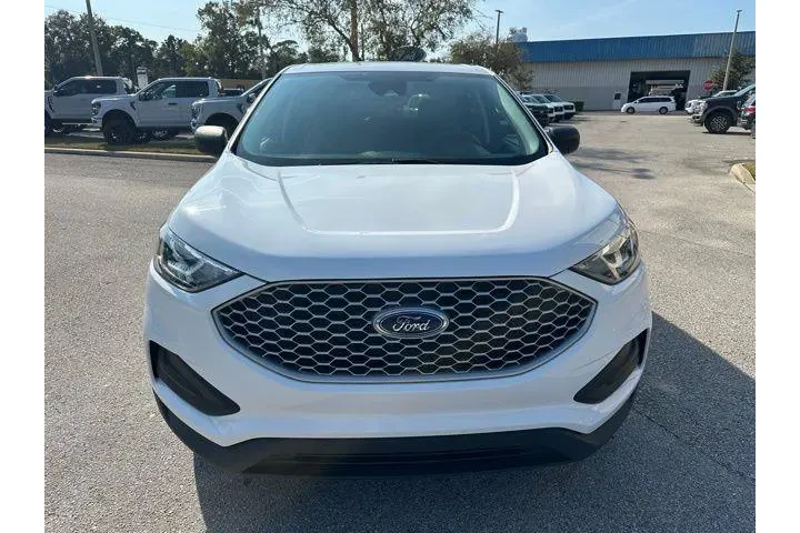 $19825 : Ford Edge 2023 AWD SE 4dr Cr image 9