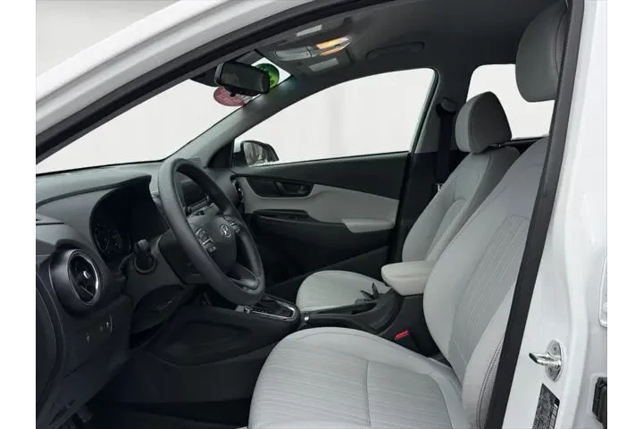 $20900 : Hyundai KONA 2023 AWD SEL 4d image 9