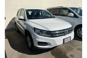 $6500 : 2013 Tiguan S 4Motion thumbnail