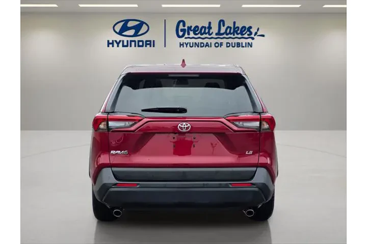 $30066 : Toyota RAV4 2024 LE 4dr SUV image 4