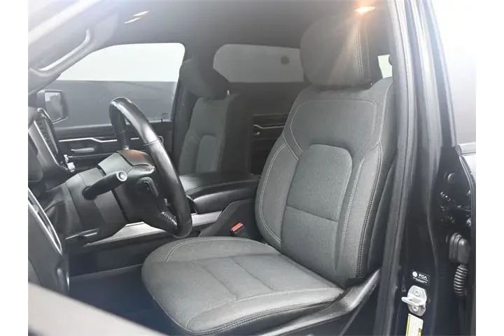 $28953 : Ram 1500 2021 4x4 Big Horn 4 image 9