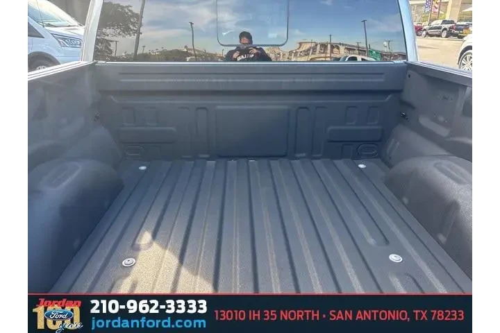 $39557 : Ford F-150 2024 4x2 XLT 4dr image 8