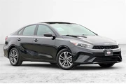 $15290 : Kia Forte 2023 LXS 4dr Sedan thumbnail