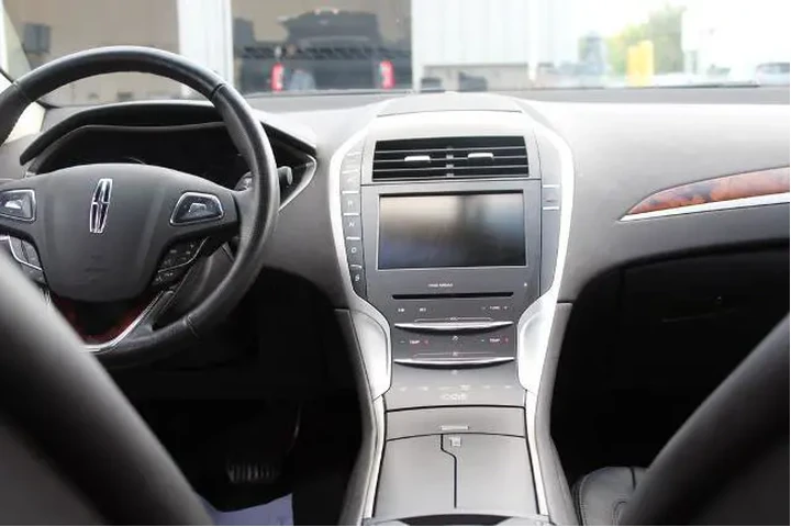 $11997 : Lincoln MKZ 2013 4dr Sedan image 10