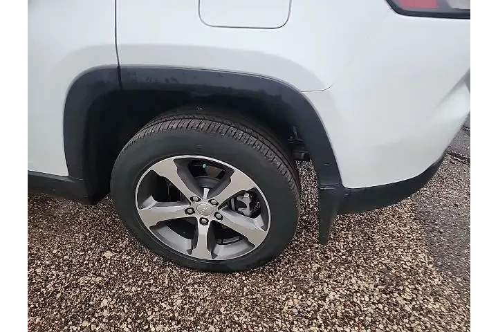 $27998 : Jeep Grand Cherokee 2023 4x4 image 7