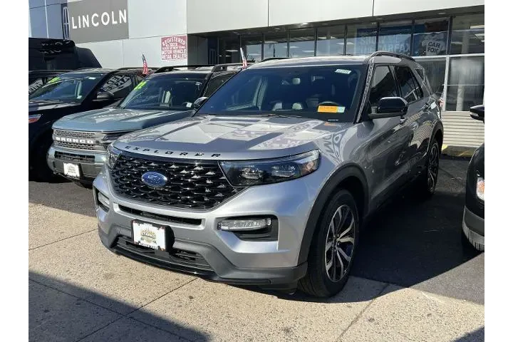 $33990 : Ford Explorer 2022 AWD ST-Li image 3