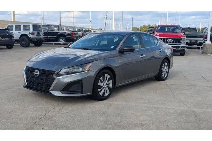 $18899 : Nissan Altima 2024 2.5 S 4dr image 7