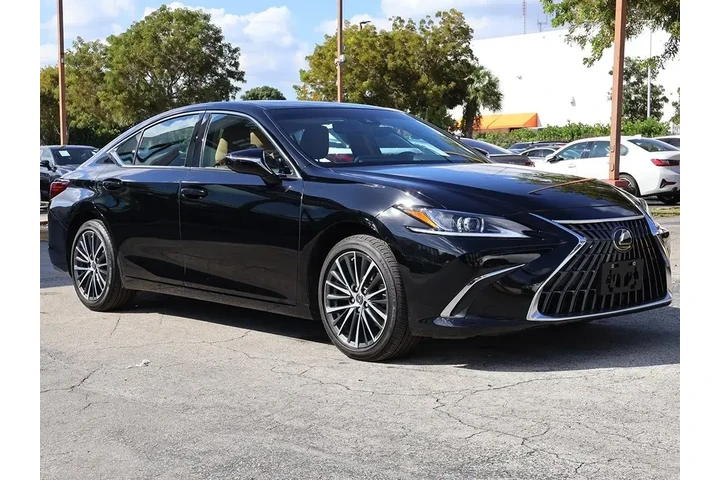 $33990 : Lexus ES 350 2024 4dr Sedan image 2