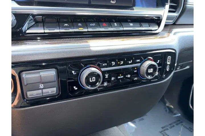 $39500 : Chevrolet Silverado 1500 202 image 10