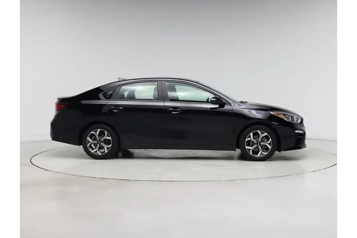 $17998 : Kia Forte 2021 LXS 4dr Sedan image 7