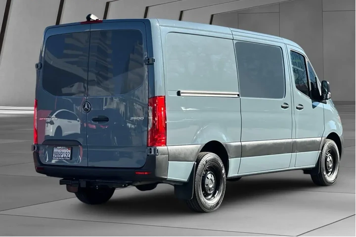 $39900 : Mercedes-Benz Sprinter 2024 image 4