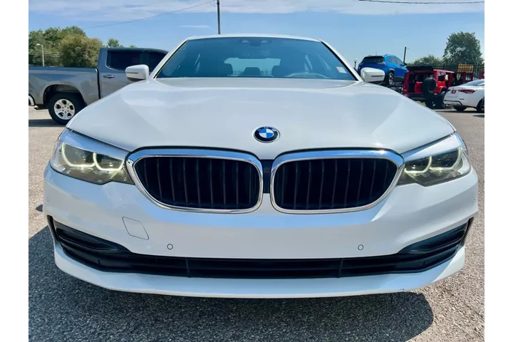 $23995 : 2019 BMW 5-Series 530i image 2