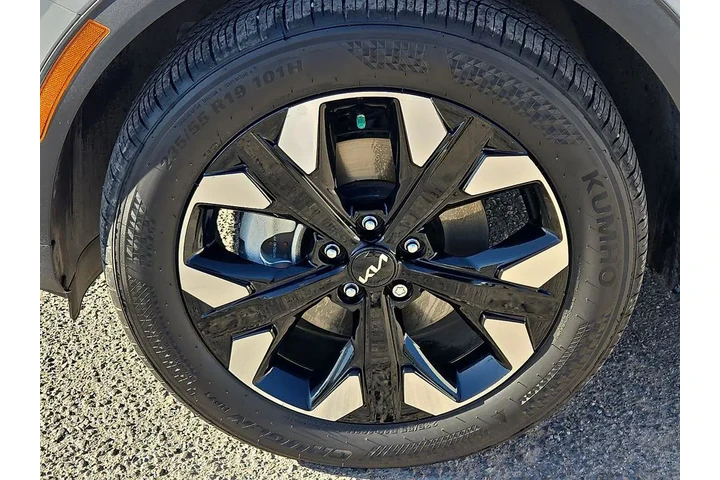 $28495 : Kia Sportage 2024 AWD X-Line image 8