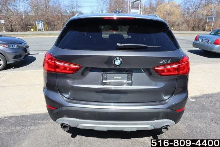$16747 : BMW X1 2017 AWD xDrive28i 4d image 5