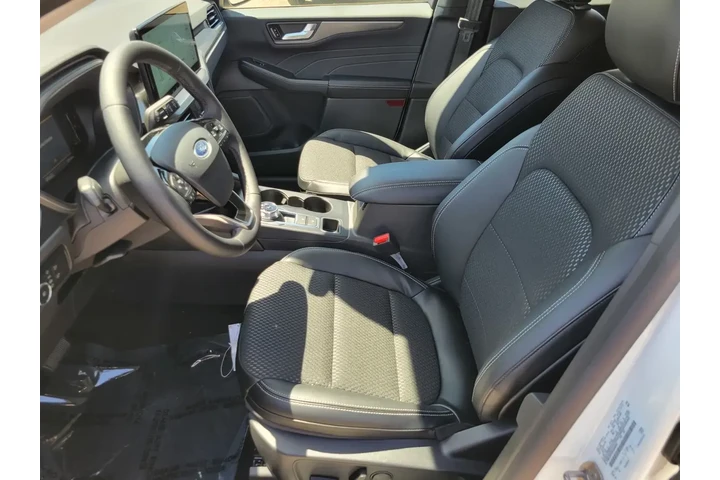 $28888 : Ford Escape Plug-In Hybrid 2 image 8