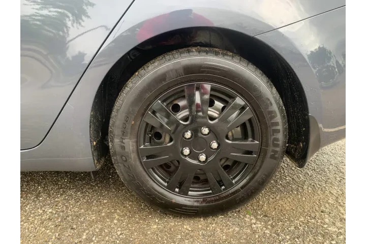 $7995 : 2015 Forte LX image 10
