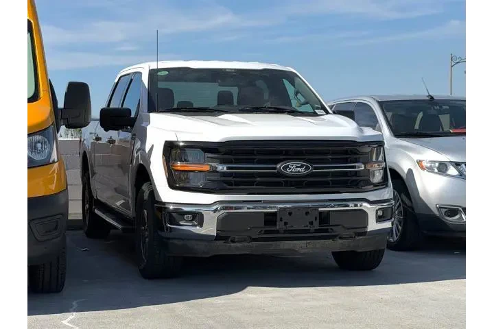 $39888 : Ford F-150 2024 4x4 XLT 4dr image 1