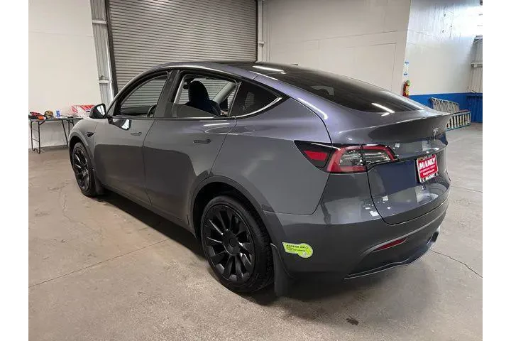 $34447 : Tesla Model Y 2023 AWD Long image 5
