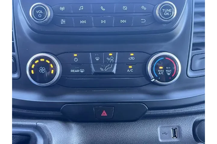 $34788 : Ford Transit 2024 250 3dr LW image 9