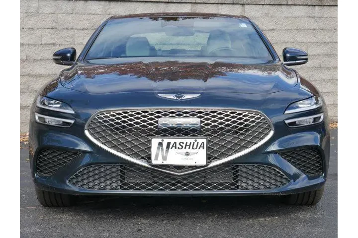 $35997 : Genesis G70 2025 2.5T Standa image 2