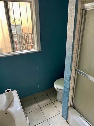 $1400 : Family Home 2 Bath image 5